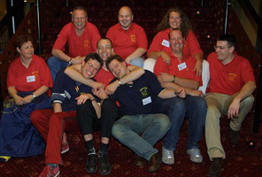 Het voormalige bestuur van De Fameuze Fanclub